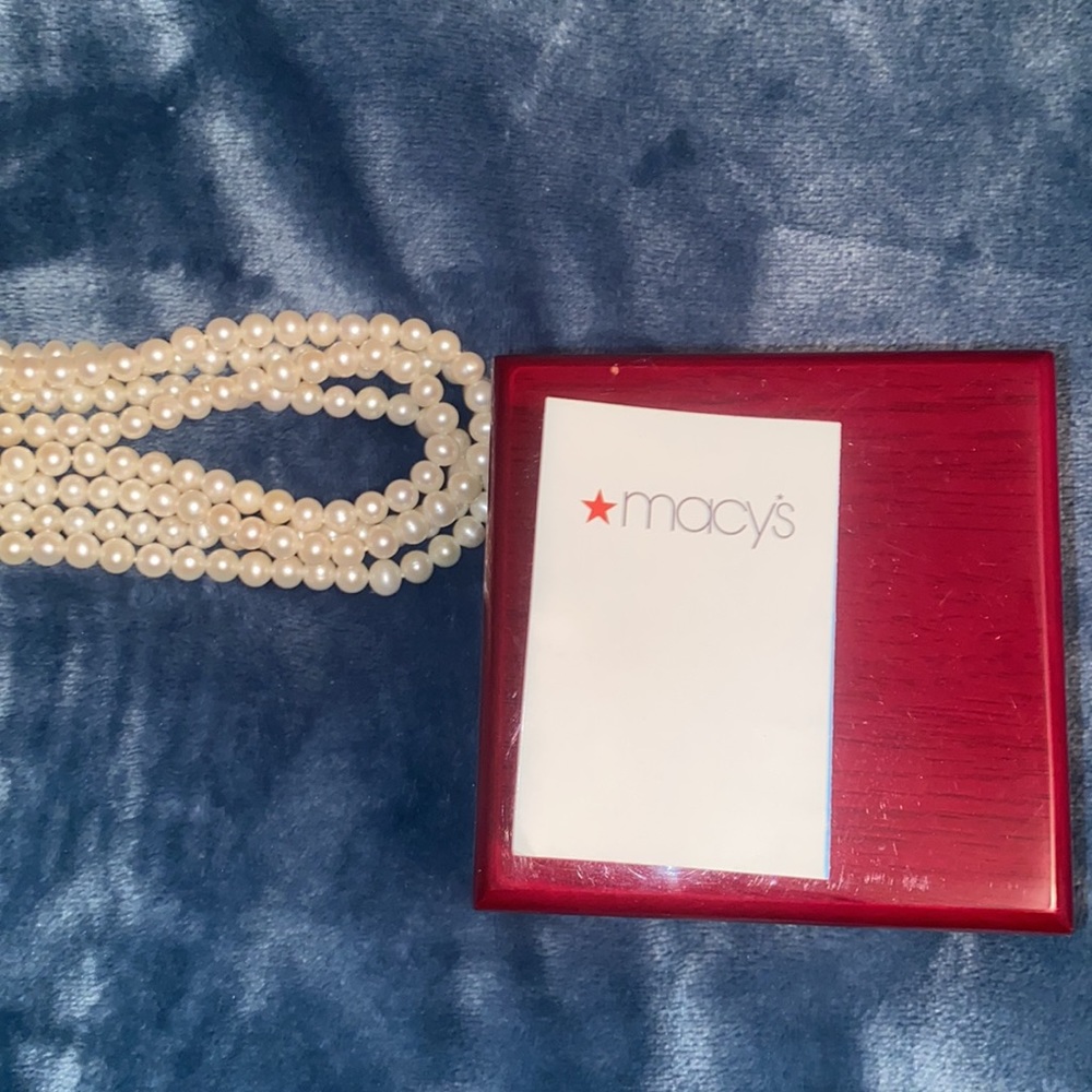 100" Cultured Freshwater Pearl Endless Strand Necklace (7-8mm)